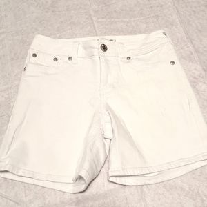 Seven7 White Denim Shorts